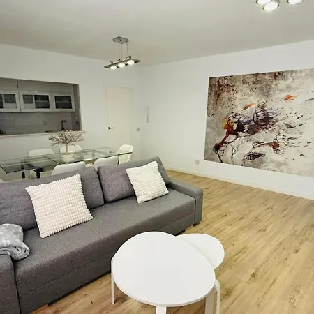 Apartamento Sierpes By Linin *